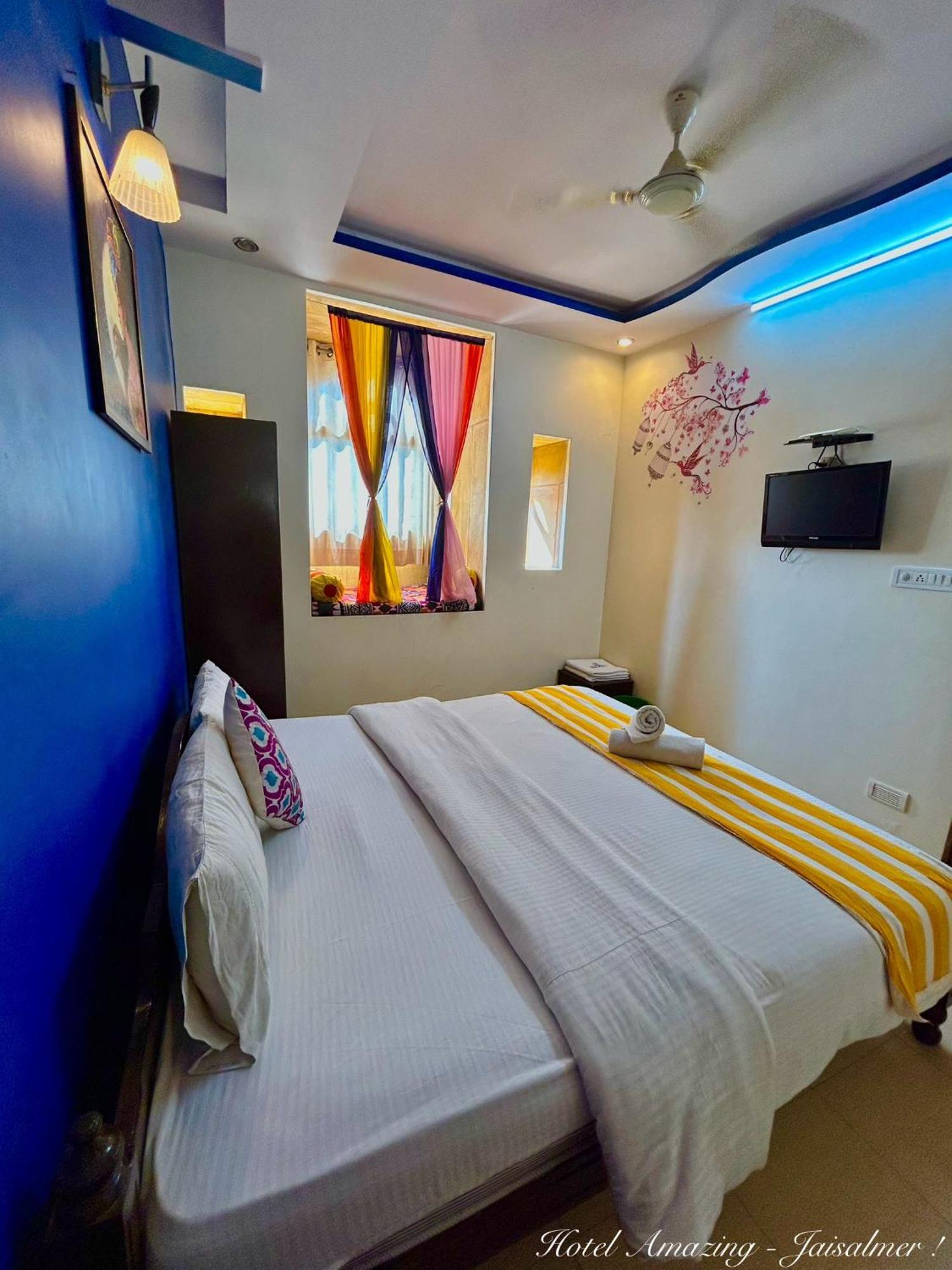 Hotel Amazing Джайсалмер Екстериор снимка