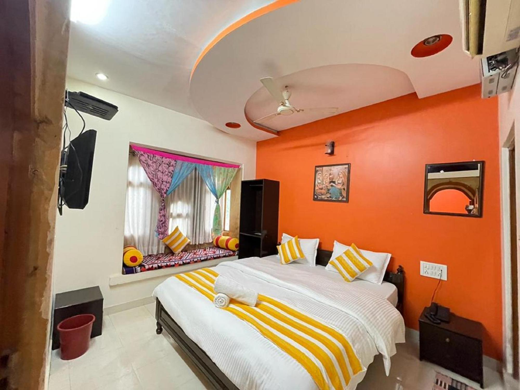 Hotel Amazing Джайсалмер Екстериор снимка