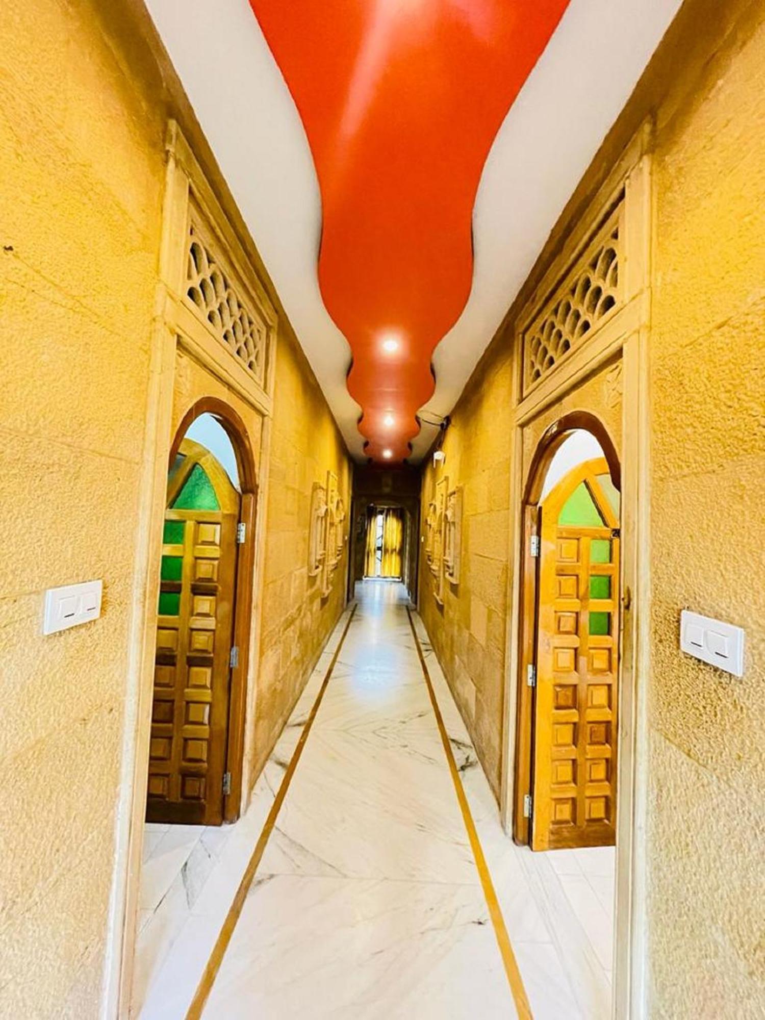 Hotel Amazing Джайсалмер Екстериор снимка